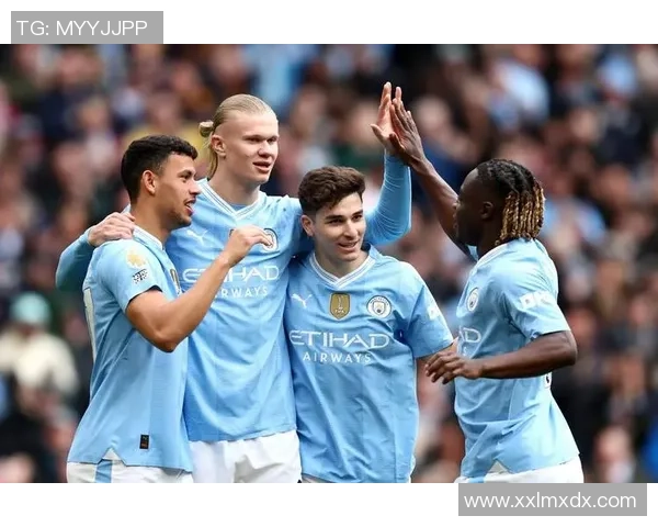 英超激战：拜仁逆转曼城乌龙球引发争议判罚全场沸腾