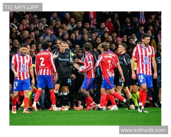 意甲精彩对决利物浦与巴萨战成平局神奇扑救引发全场欢呼