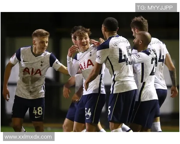 尤文图斯大胜热刺引发转会热潮全场沸腾的世界杯瞬间