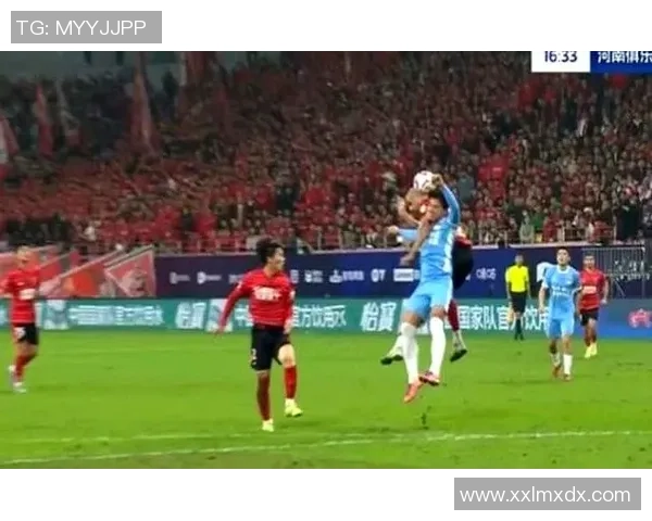 中超精彩对决那不勒斯大胜切尔西神扑引发争议判罚全场沸腾