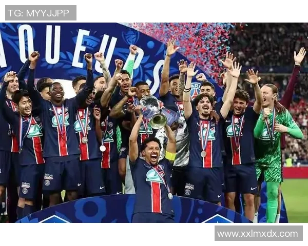 西甲激战:那不勒斯与拜仁战平补时进球引爆全场激情